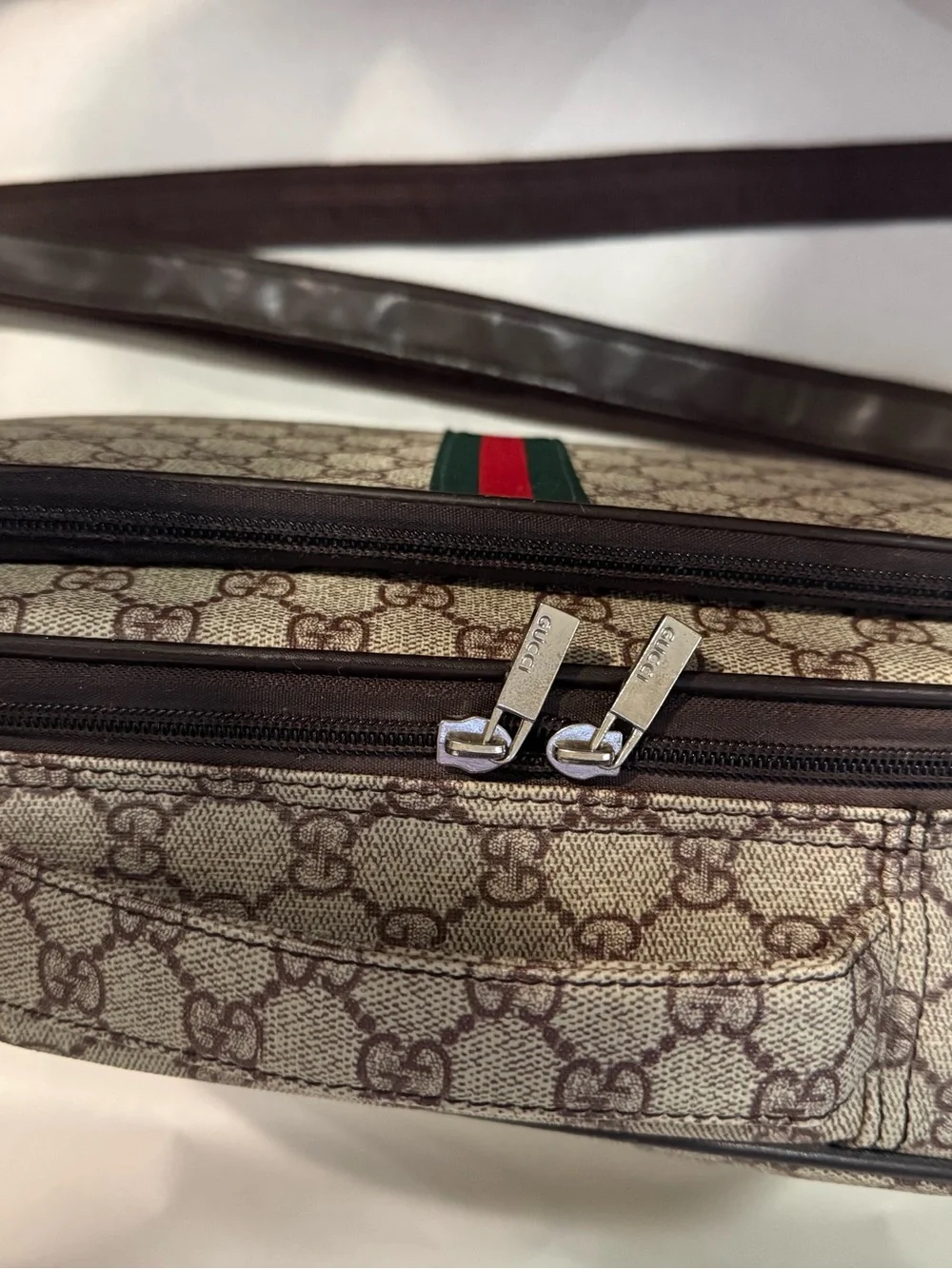 Vintage Gucci Web Striped Toiletry Bag Brown Trim Pre-owned